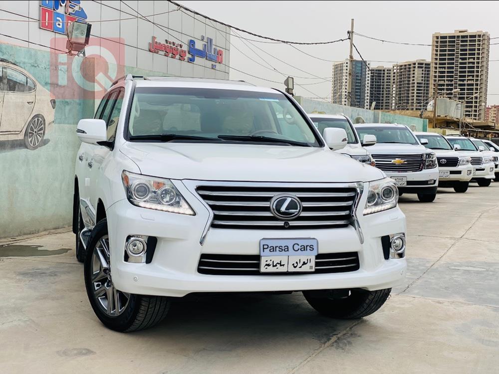 Lexus LX
